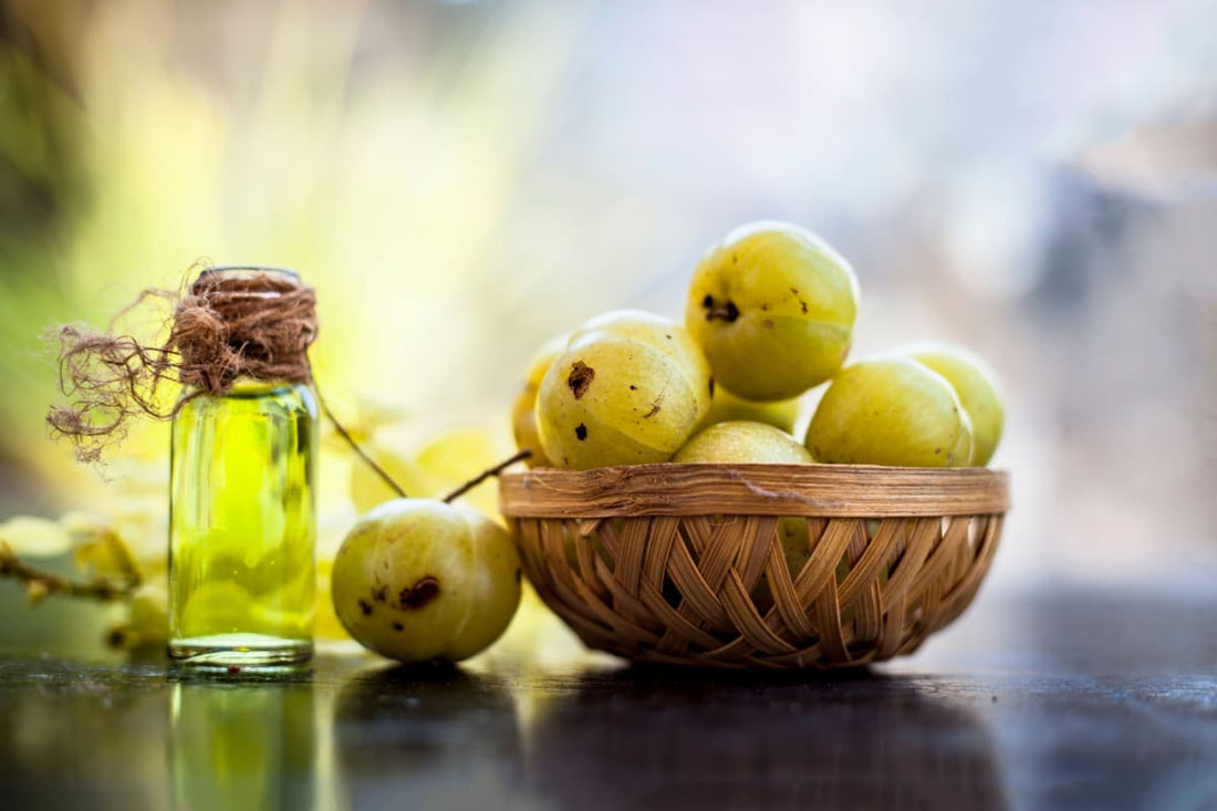 PRODOTTI NATURALI PER CAPELLI RICCI, I VERI ALLEATI DEI CAPELLI RICCI GRAZIE ALLA TRADIZIONE AYURVEDA